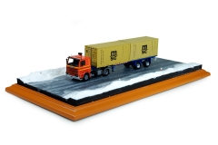 Diorama snowy road
