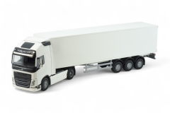 EMEK - Volvo FH04 Globetrotter XL 4x2 with Box Tr