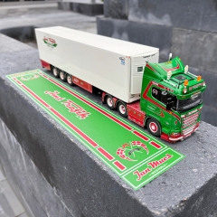 Showkleed Jan Mues Trafik Trekker + Oplegger